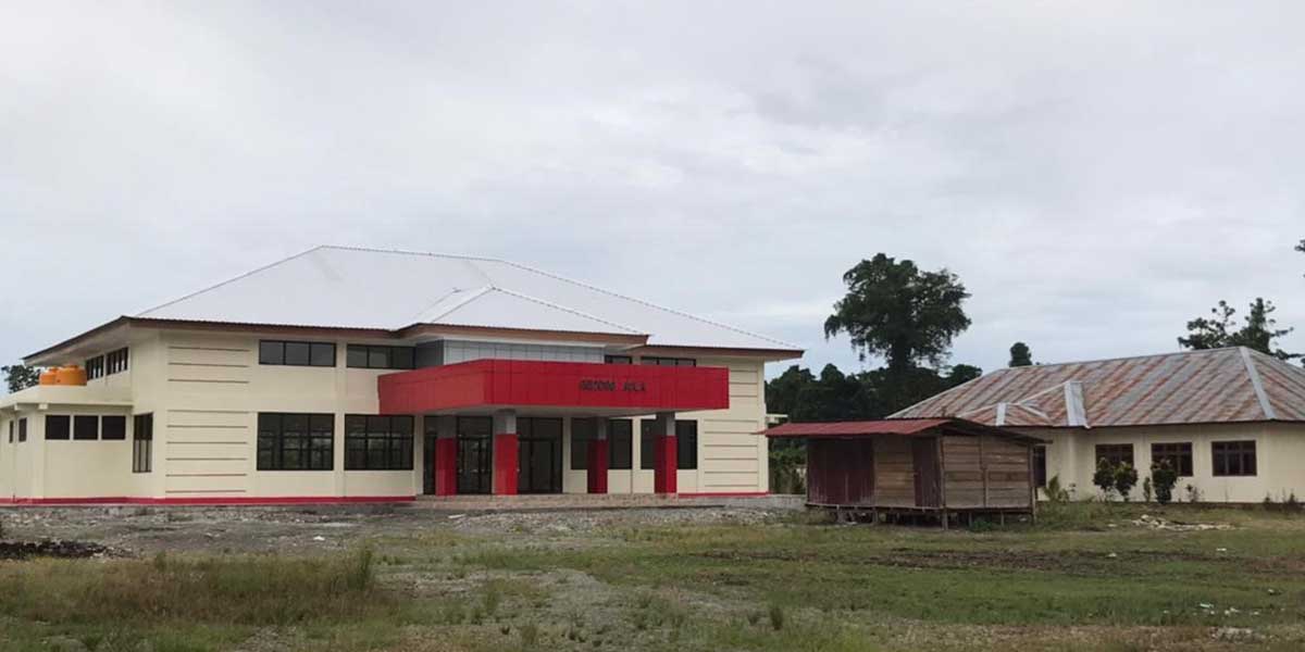Panti Rehabilitasi Eme Neme Yauware di Jalan Poros Mapurujaya KM 8 yang kini kosong. Foto: Anti Patabang/Papua60detik